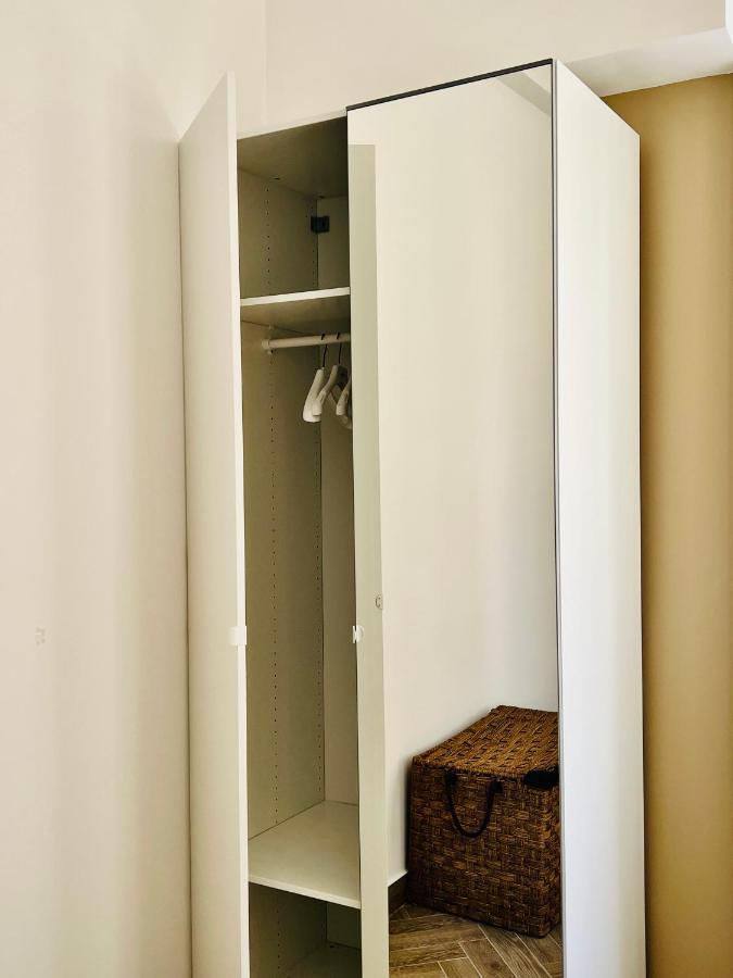 نابولي Serghouse المظهر الخارجي الصورة