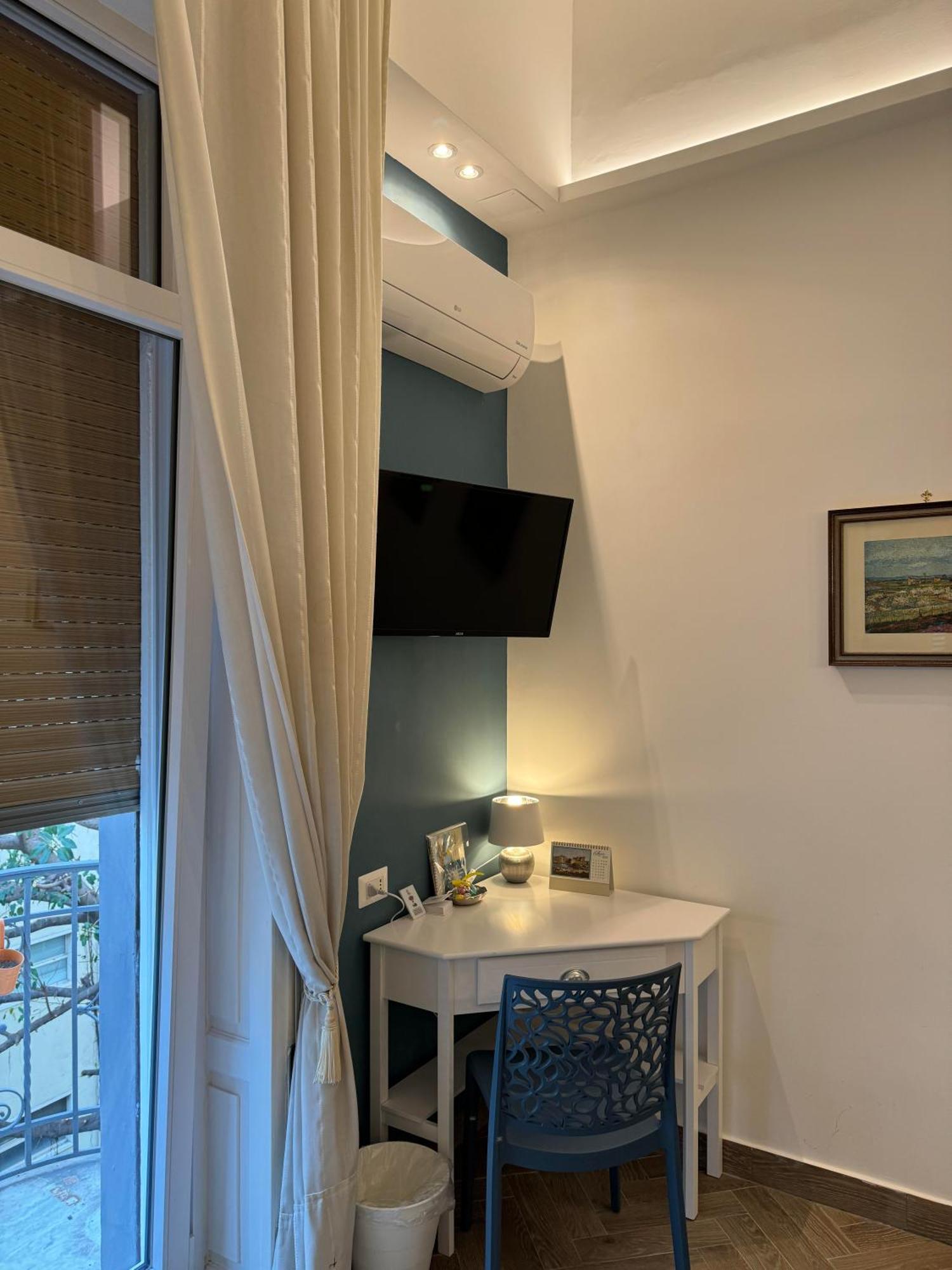نابولي Serghouse المظهر الخارجي الصورة